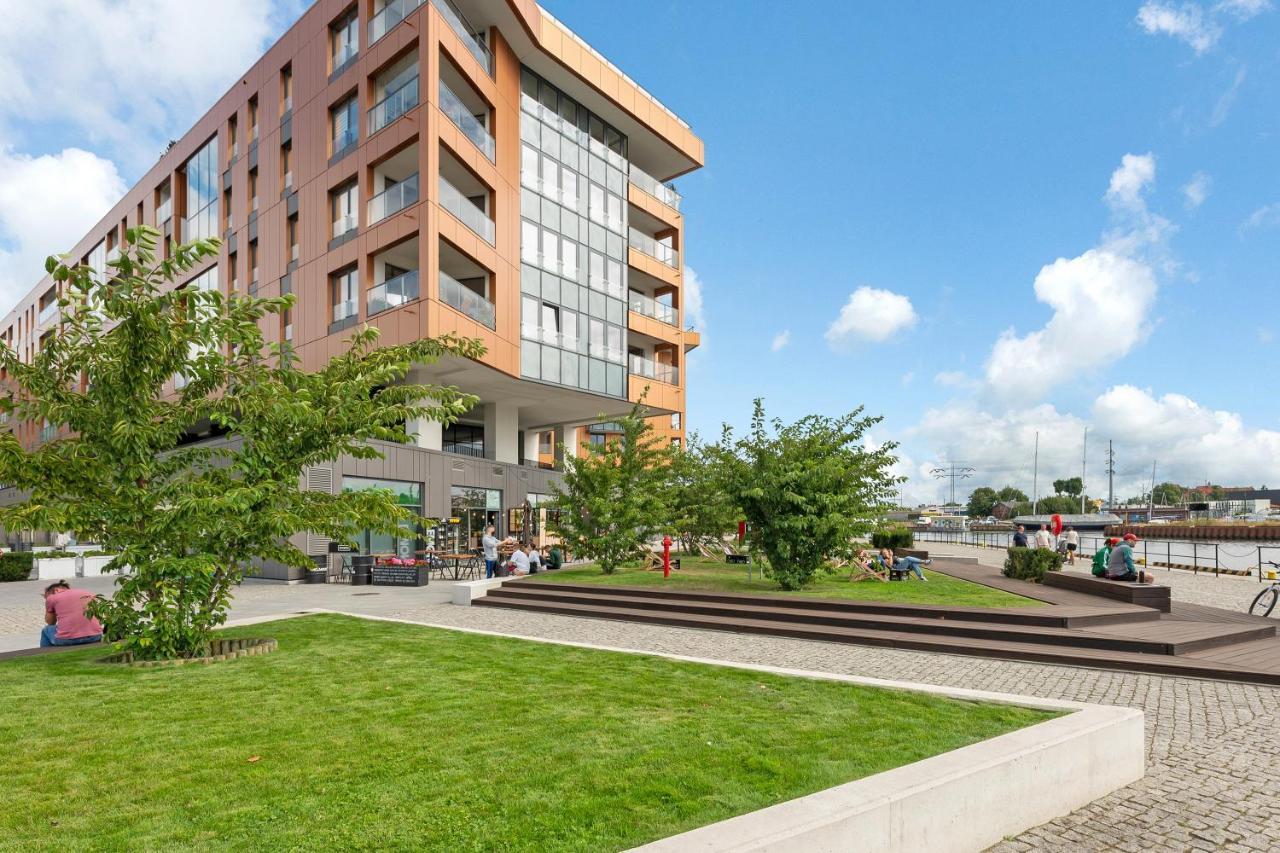 Premium Family & Business Old Town Riverside Apartment With Parking Gdansk Bagian luar foto